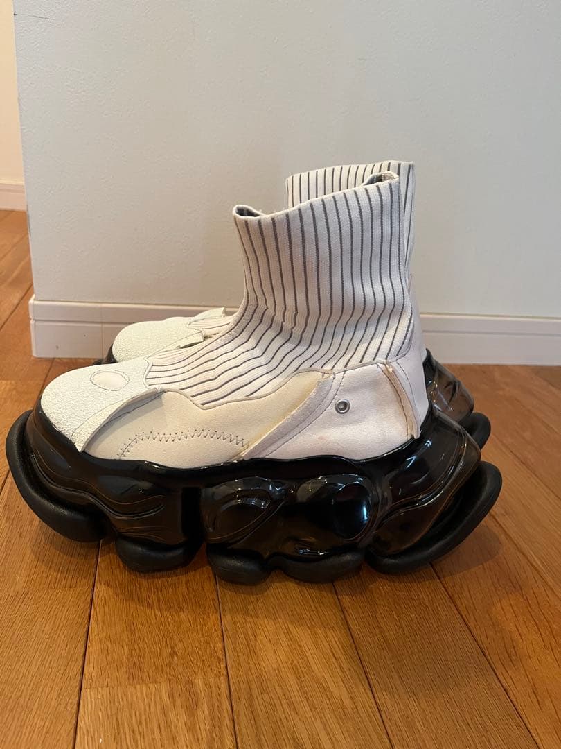靴 grounds SKYSCRAPER SLED WHITE BLACK 24.0