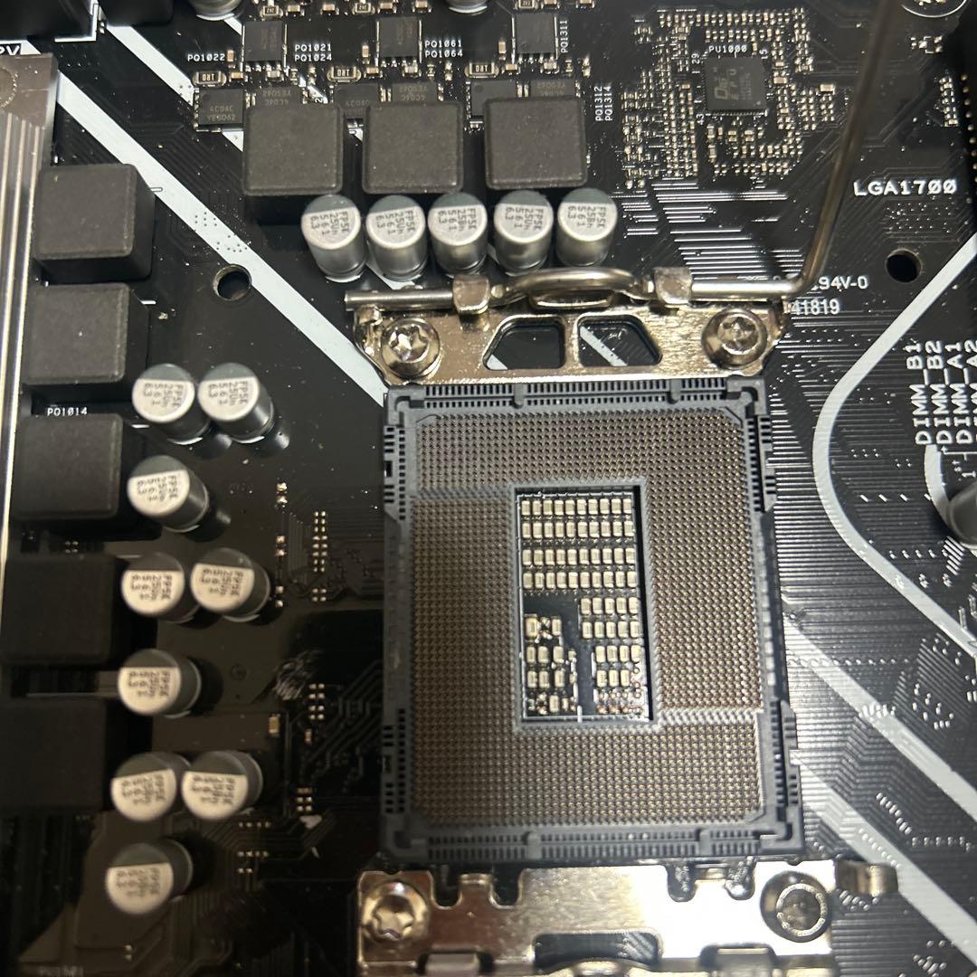ASUS PRIME H670-PLUS D4 ATXマザーボード