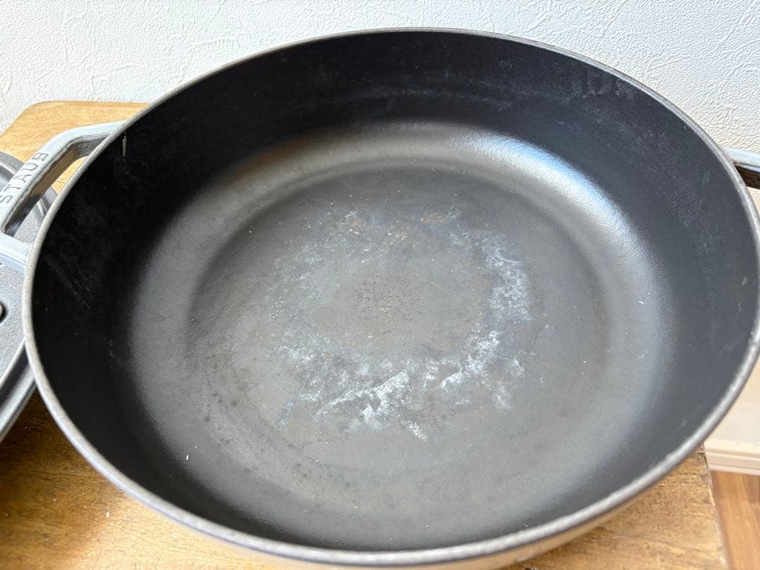 ♡にこ♡！ STAUB ストウブ 鍋 ブレイザー ソテーパン グレー