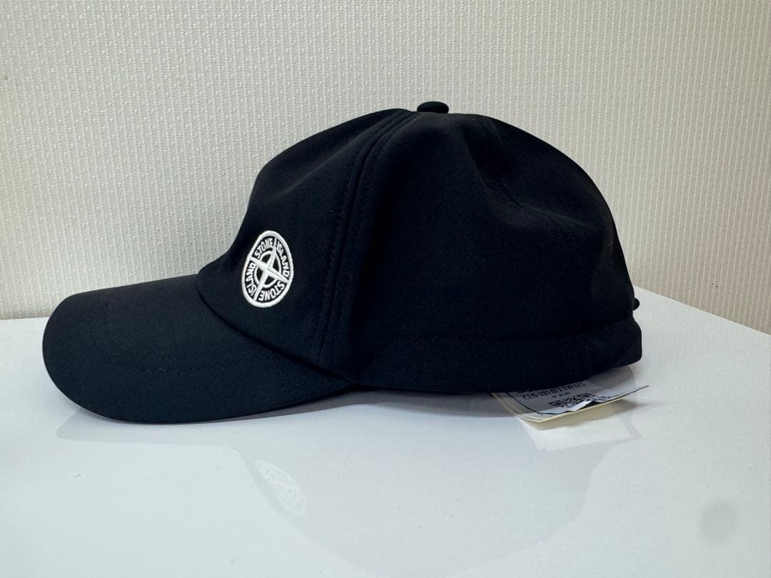 STONE  黒ロゴ付きキャップ
