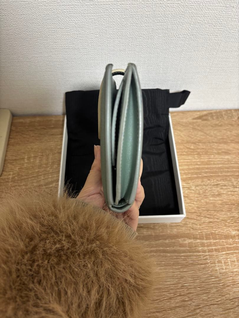 CELINE ミントグリーン 二つ折り財布