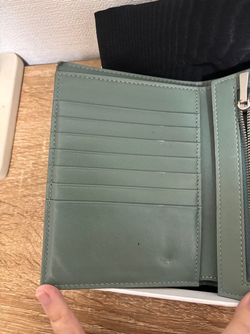 CELINE ミントグリーン 二つ折り財布
