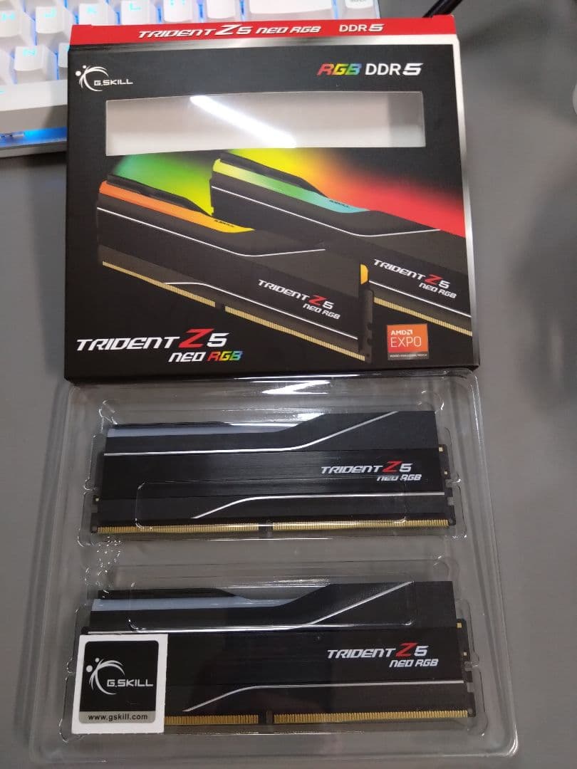 メモリー DDR5-6000 G.SKILL TRIDENT Z5 neo RGB