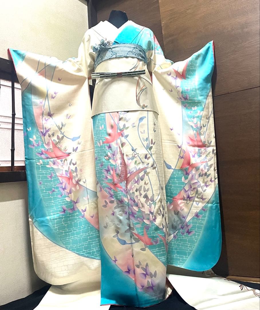 振袖 フルセット6点Ｌサイズ刺繍　舞蝶文　暈し染め　銀彩　正絹