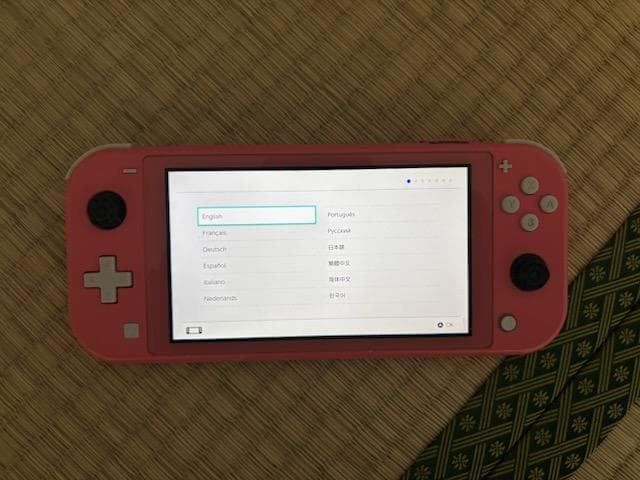【訳あり】Nintendo Switch Liteコーラル 箱・充電器・ケース付