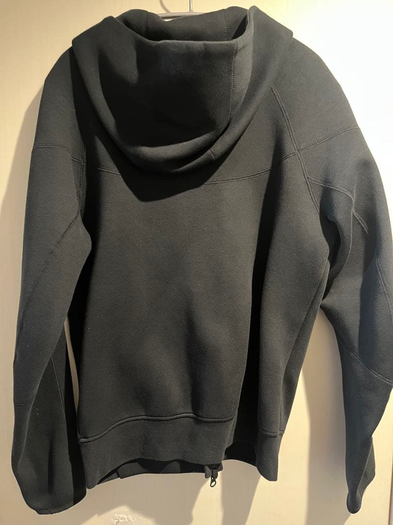 【美品】NIKE テックフリース ジップパーカー スウェット フード　 黒　L