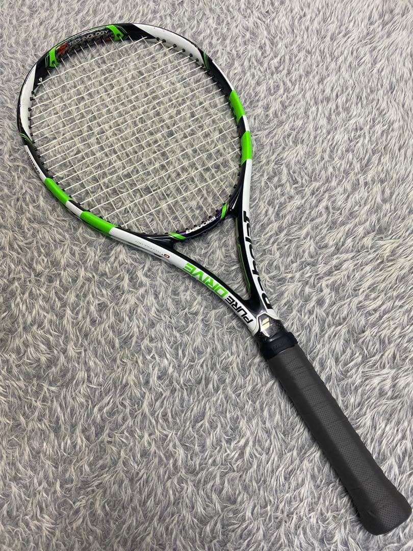 希少 ウィンブルドン限定品 Babolat ピュアドライブ 硬式テニスラケット