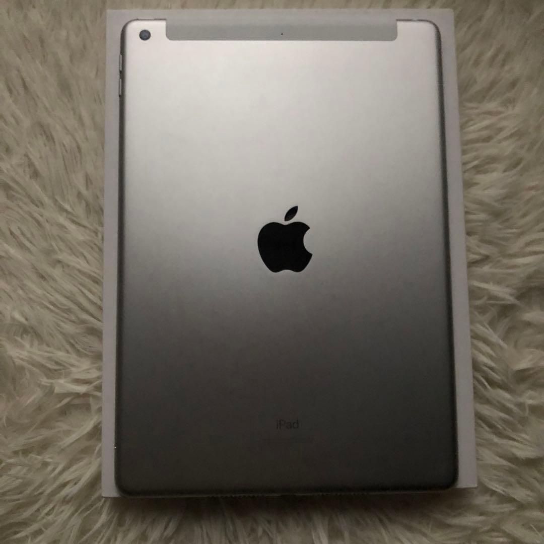 【早い者勝ち】iPad 第8世代 128GB SIMフリー【すぐ発送】