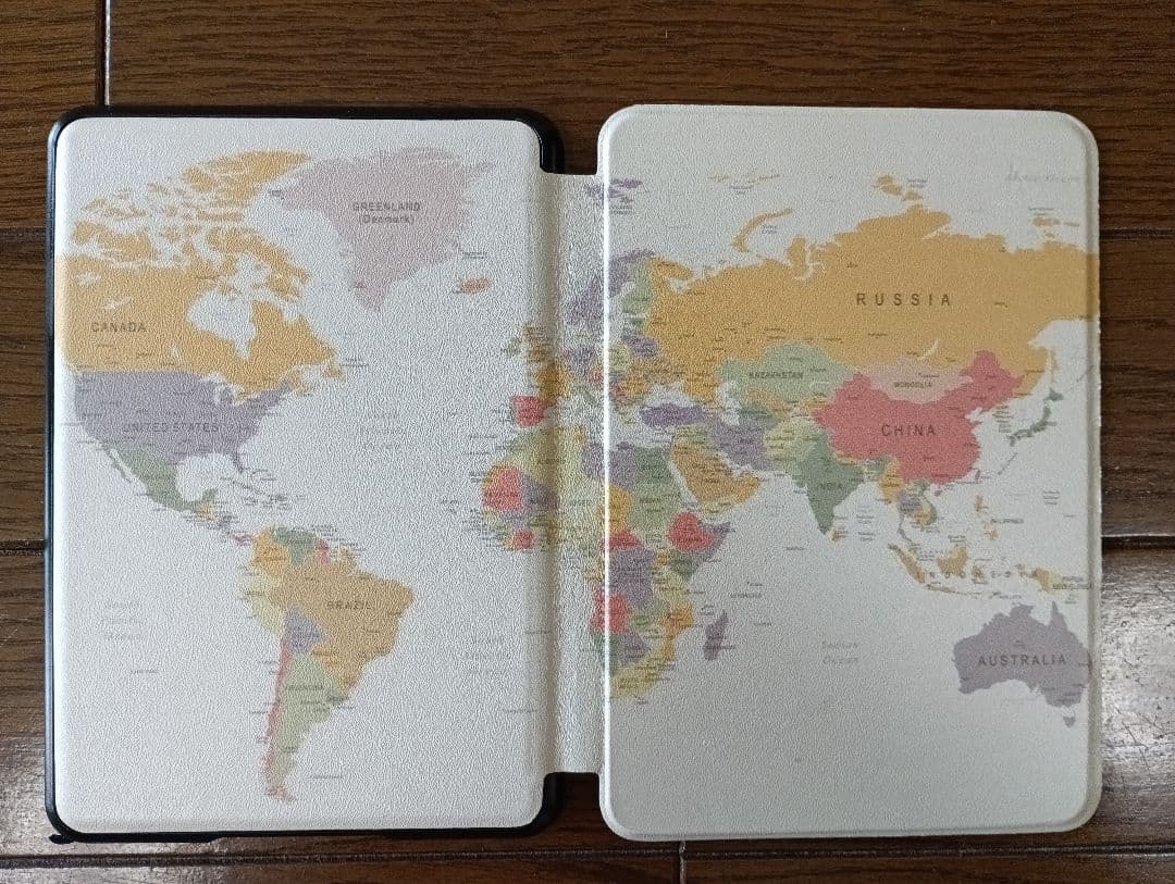 Kindle Paperwhite (第10世代) 本体 カバー付き