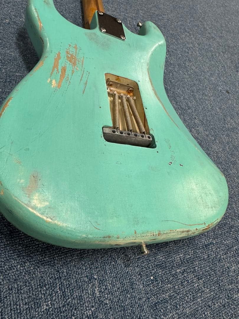 Fender Japan Eシリアル　ストラトE717421
