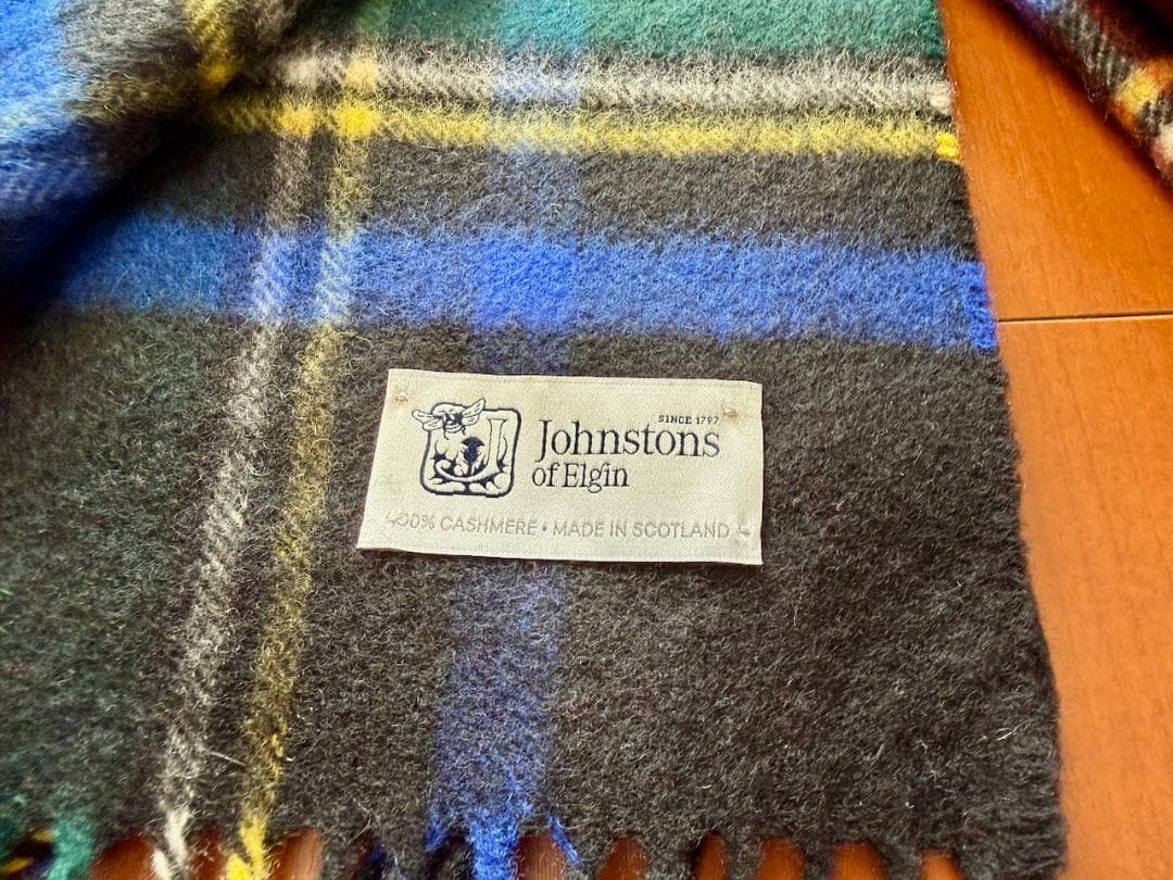 【最終値下】Johnstons 中判カシミヤマフラー ブラックスチュワート