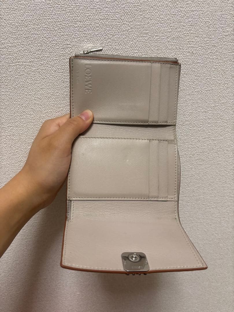 LOEWE ミニ財布