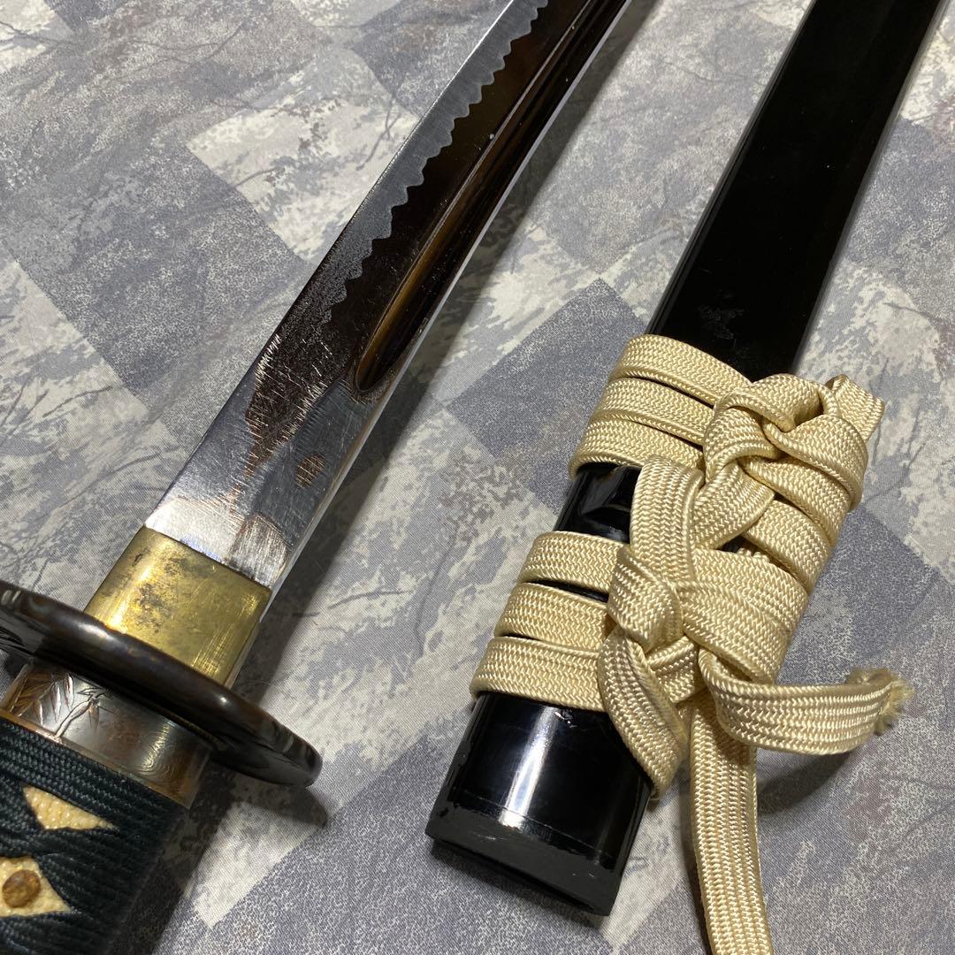 格安高級居合刀 濃緑柄 竹笹木瓜鉄鍔 黒呂鞘