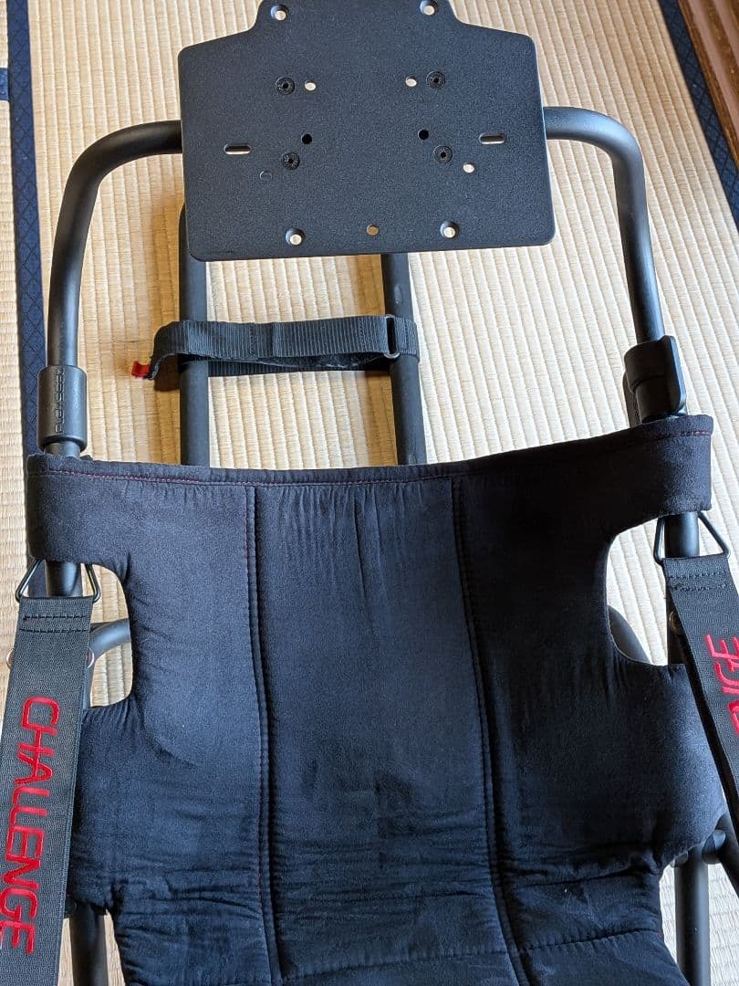 Playseat Challenge 折りたたみ式 レーシングシート