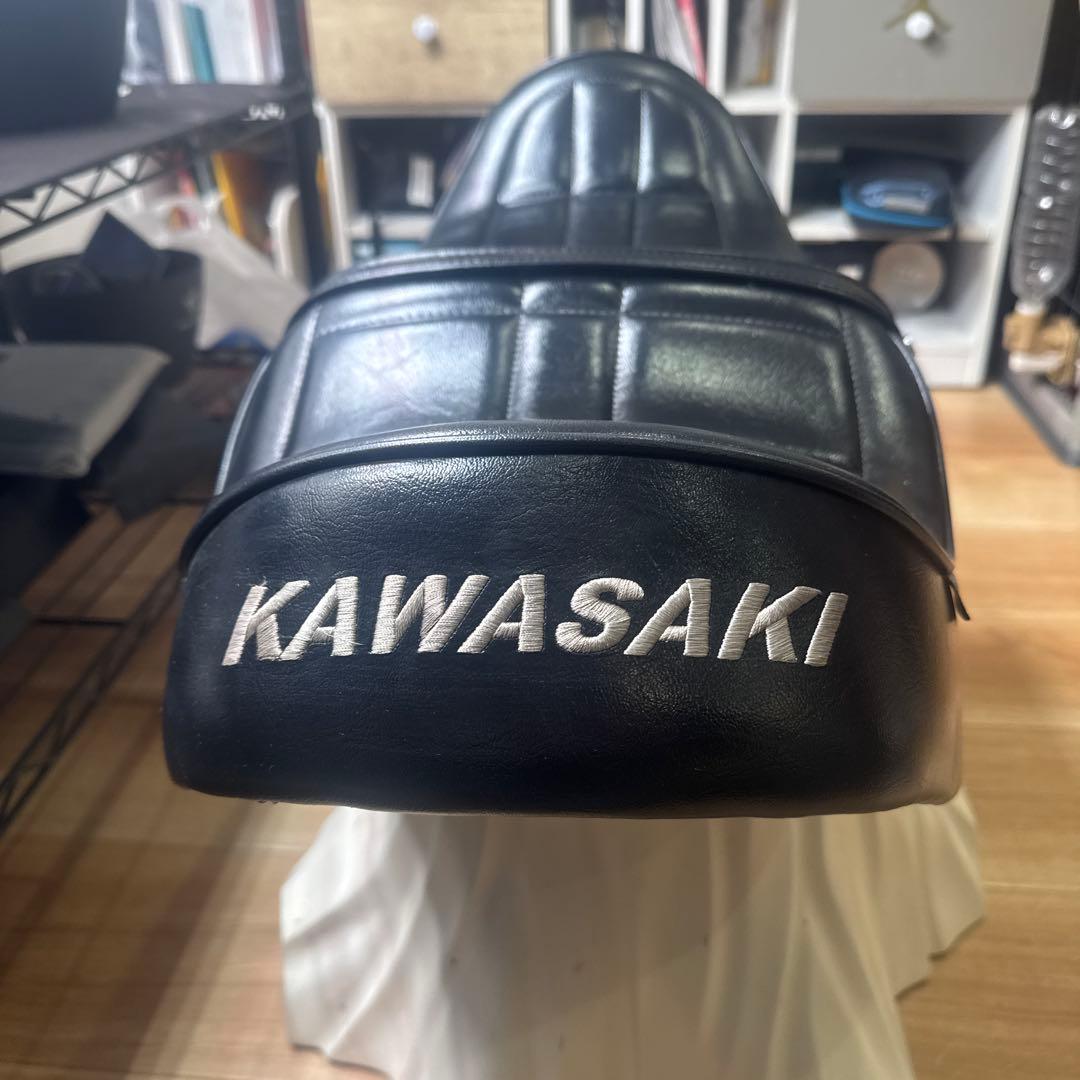 美品　ゼファー750 カワグチシート　サムズアップ　猫背 美品