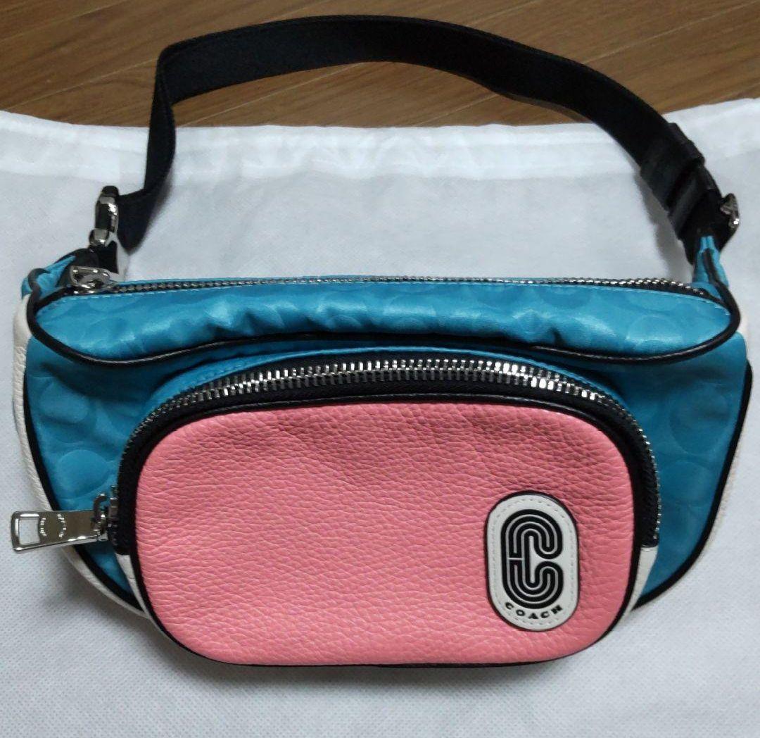 新品 COACHコーチ マルチカラー ウエストポーチ ボディバッグ シグネチャー