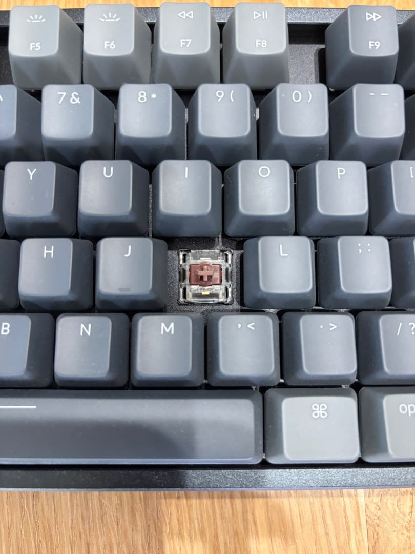 Keychron K8 ワイヤレスメカニカル茶軸　US配列