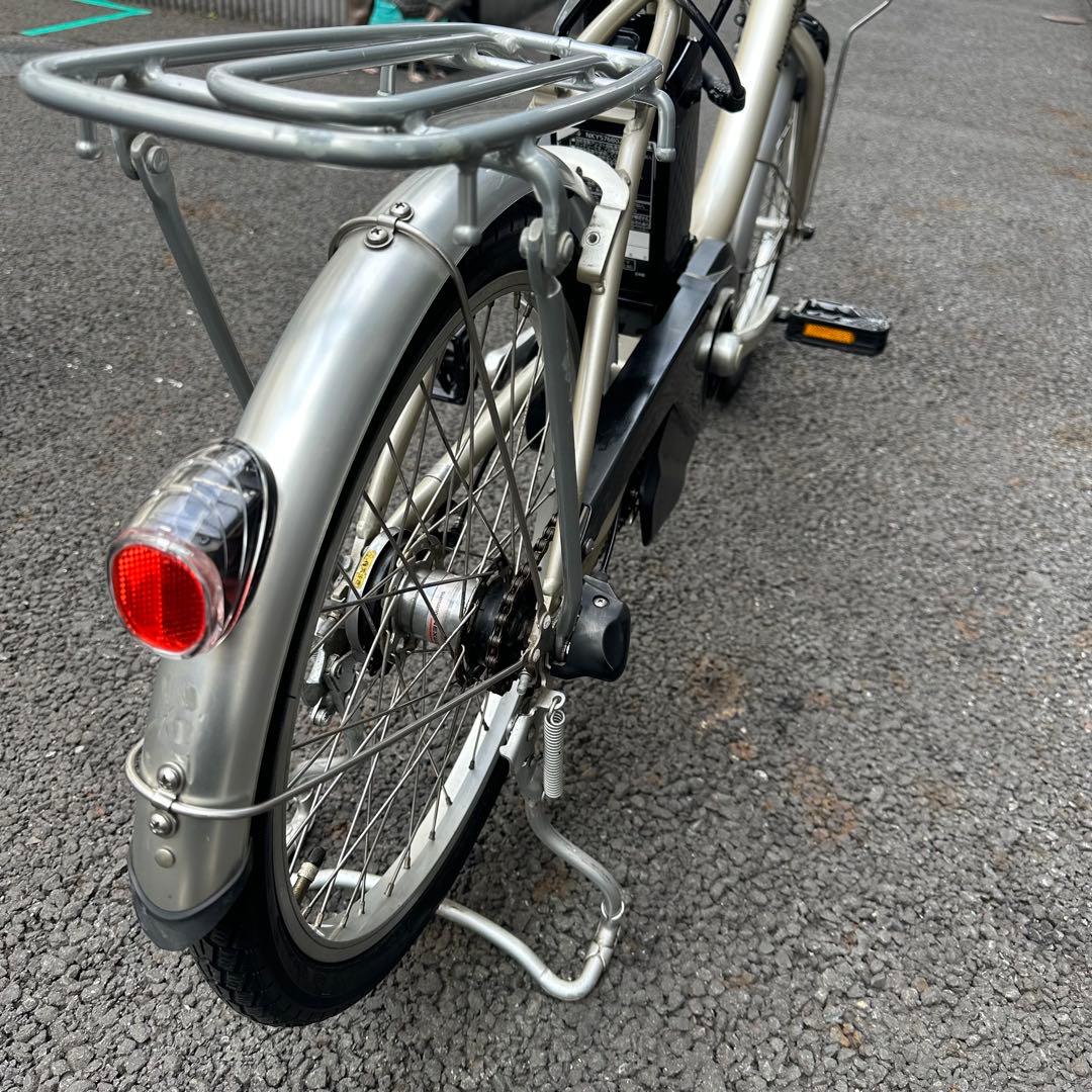 最終価格パナソニック現行ビビ電動自転車 新基準8Ahバッテリー　前カゴ付き