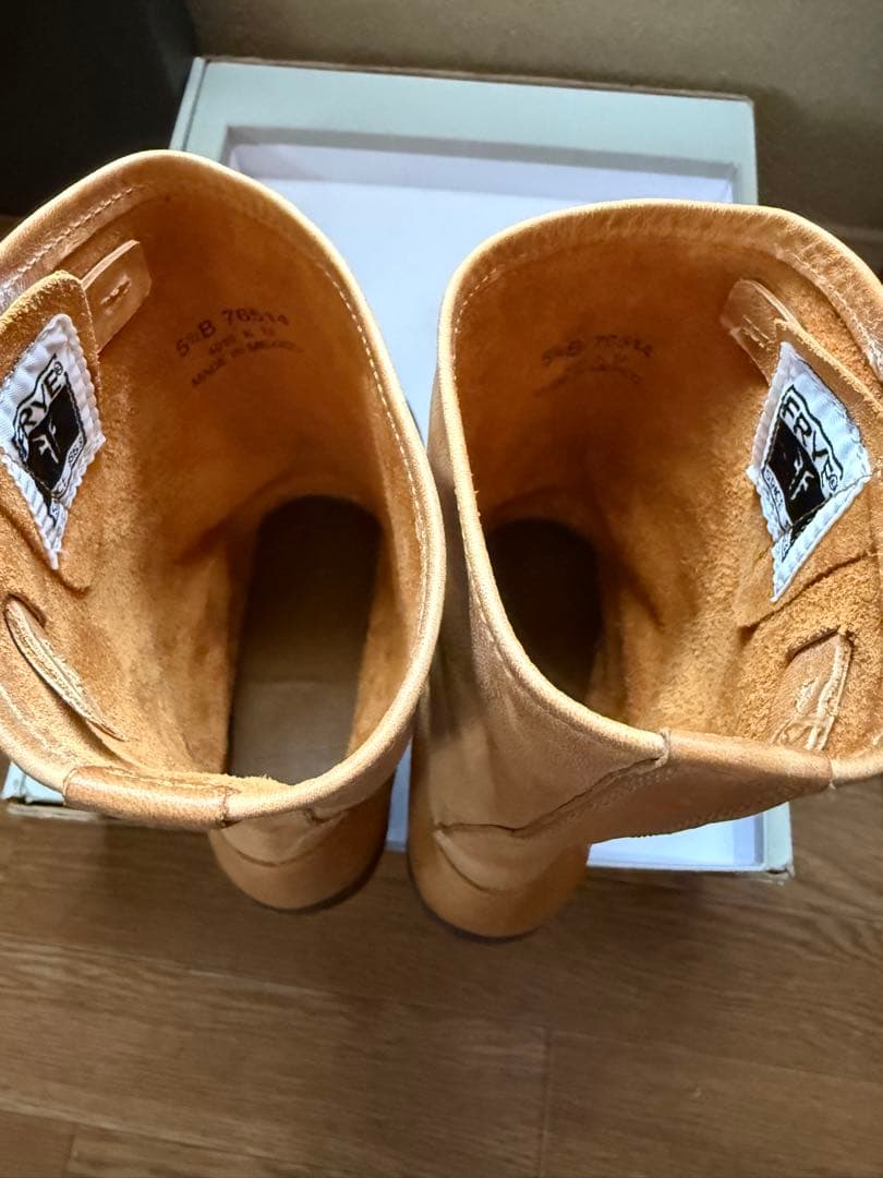 【値下げしました】FRYE レディースブーツ【VERONICA SHORT】