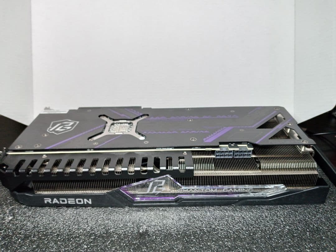 グラフィックボード・グラボ・ビデオカード ASRock PhantomGamingOC RX7800XT 16GB