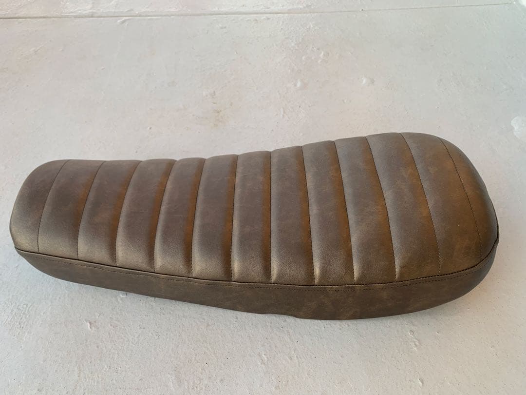 Kawasaki250TR用 カスタムシート 新品 張り替え済み 純正ベース使用
