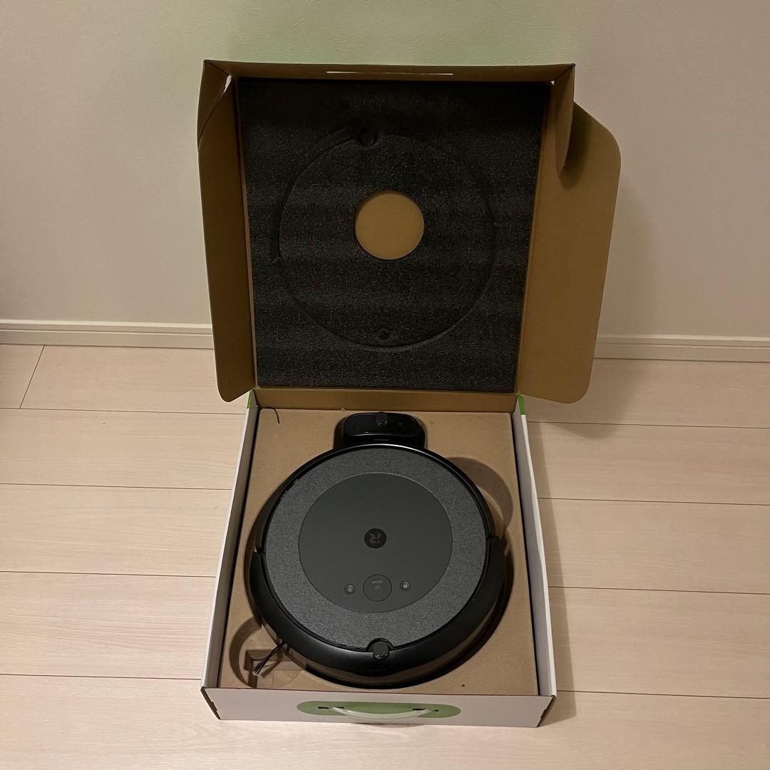 iRobot Roomba i3 ロボット掃除機本体