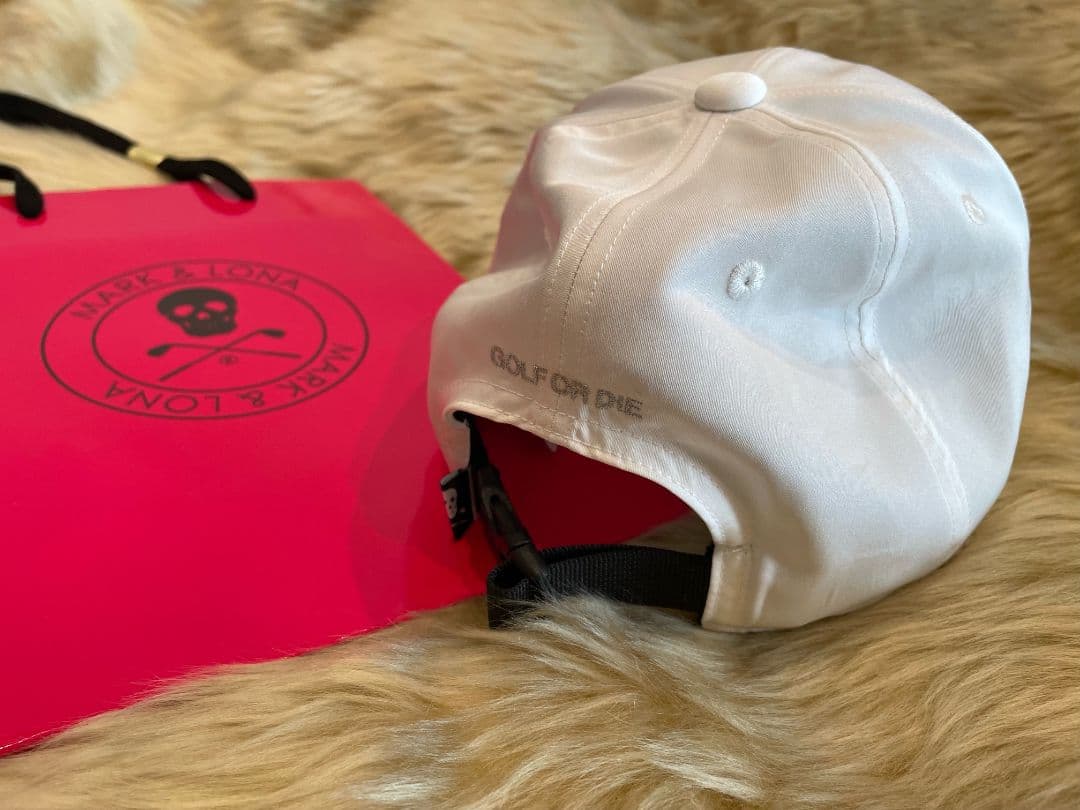 美品✦マークアンドロナ✦Ever Cap✦ゴルフキャップ、帽子✦ホワイト