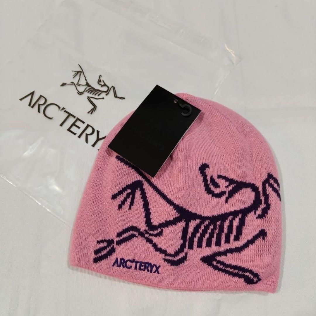 【新品】ARC'TERYX ピンク ニット帽