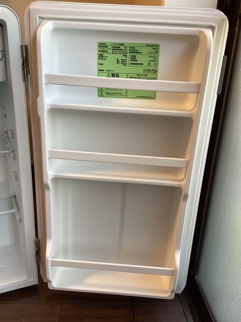 【中古】冷蔵庫　レトロ　2024年製　comfee 93L 冷蔵庫