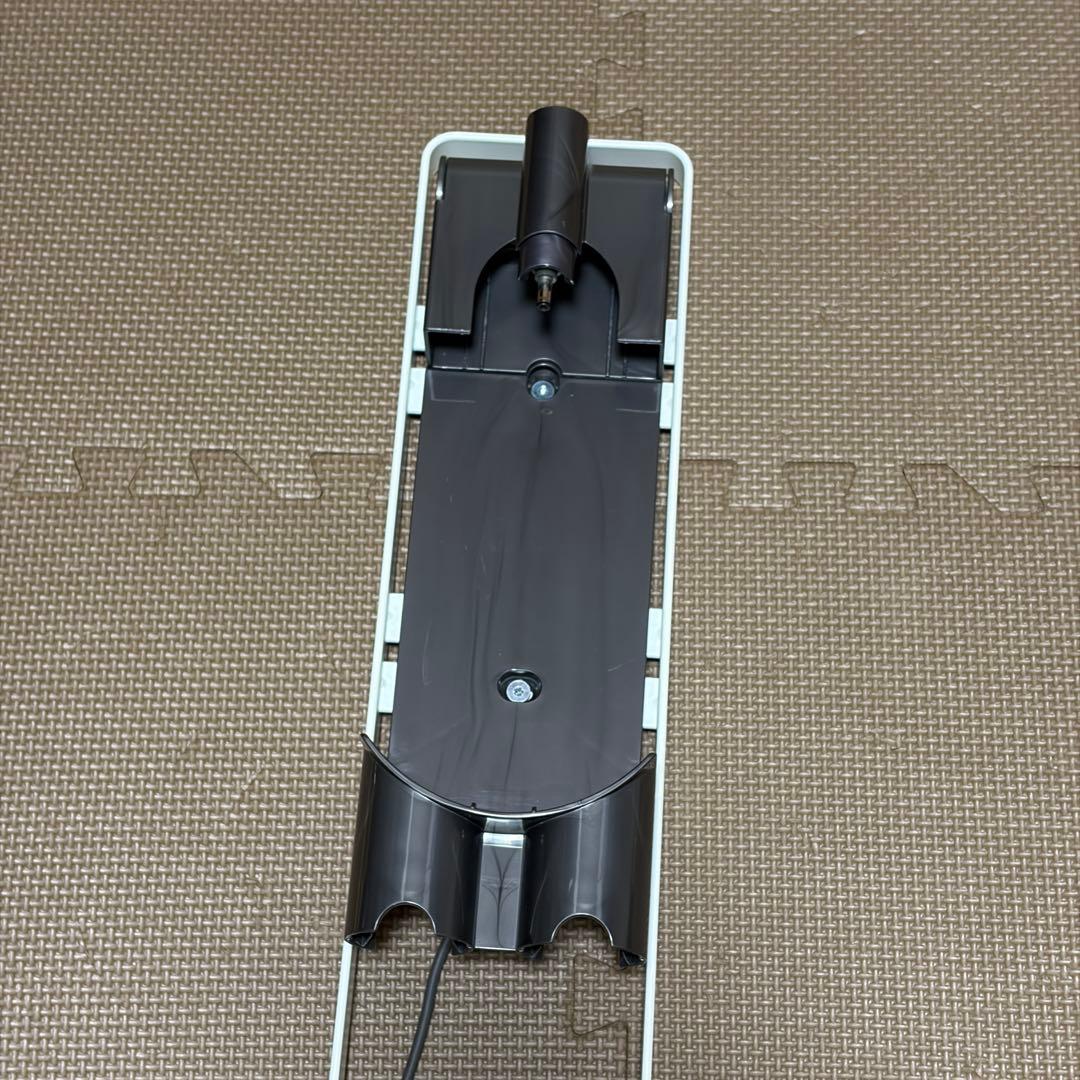 【スタンド付】ダイソン V8 Slim Fluffy（本体動作良好・ヘッド破損