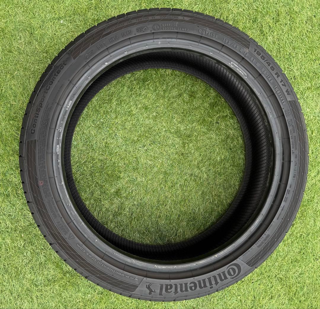 タイヤ　CONTINENTAL 195/45r17 4本　セット　ノーマル