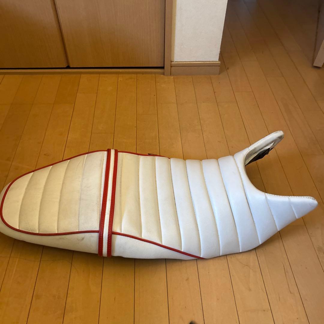 ホーネット250用シート　バイクシート