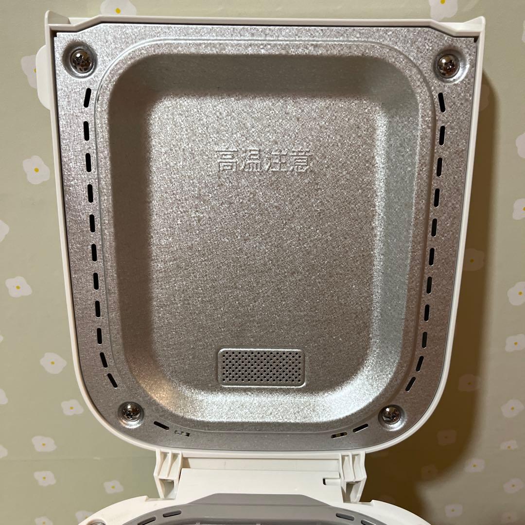 月末セール！【美品】Panasonic ホームベーカリー 0.6斤 SD-CB1