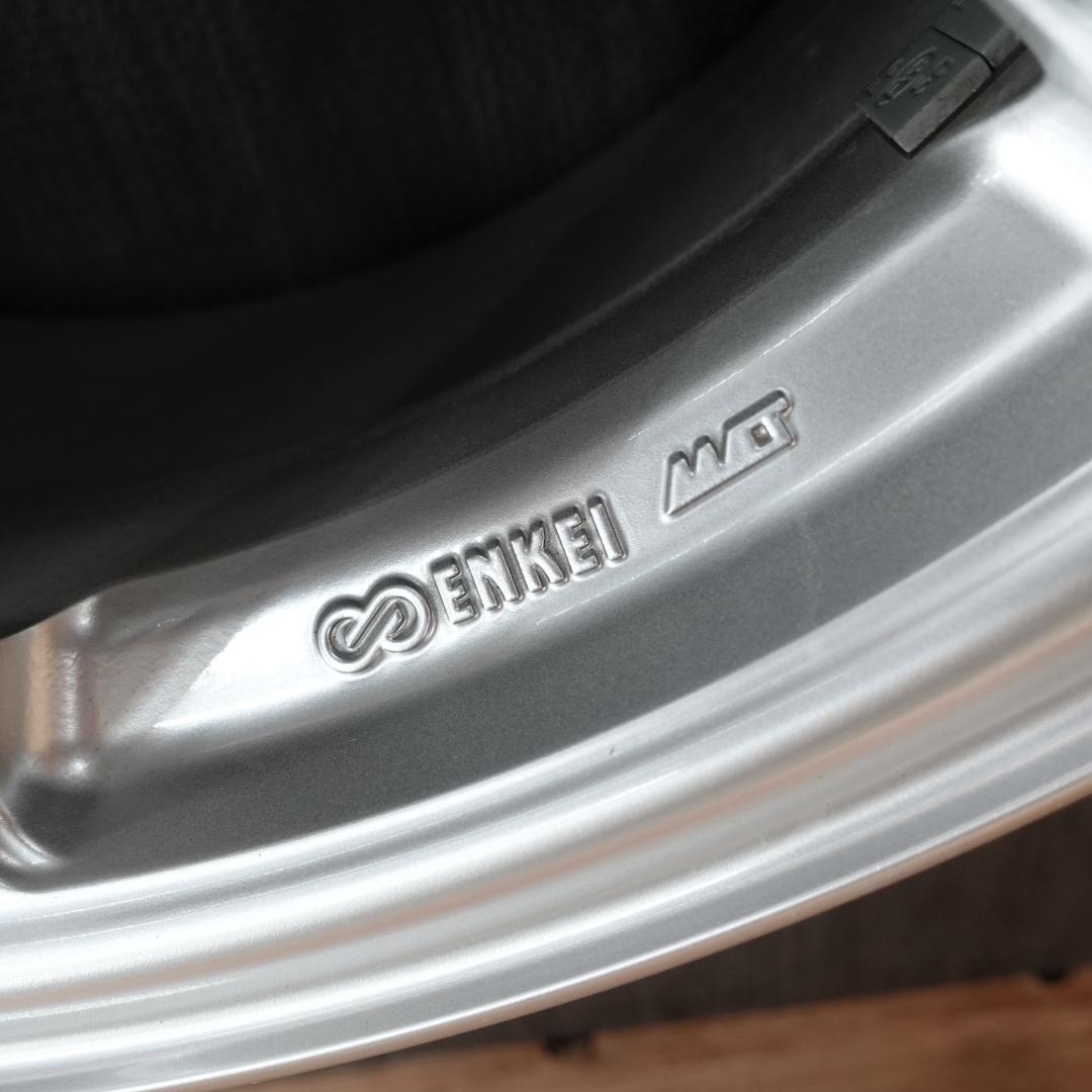 [美品] ホイール　ENKEI PF01 18インチ　5x114.3