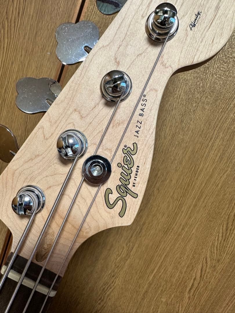 ベース jazoo