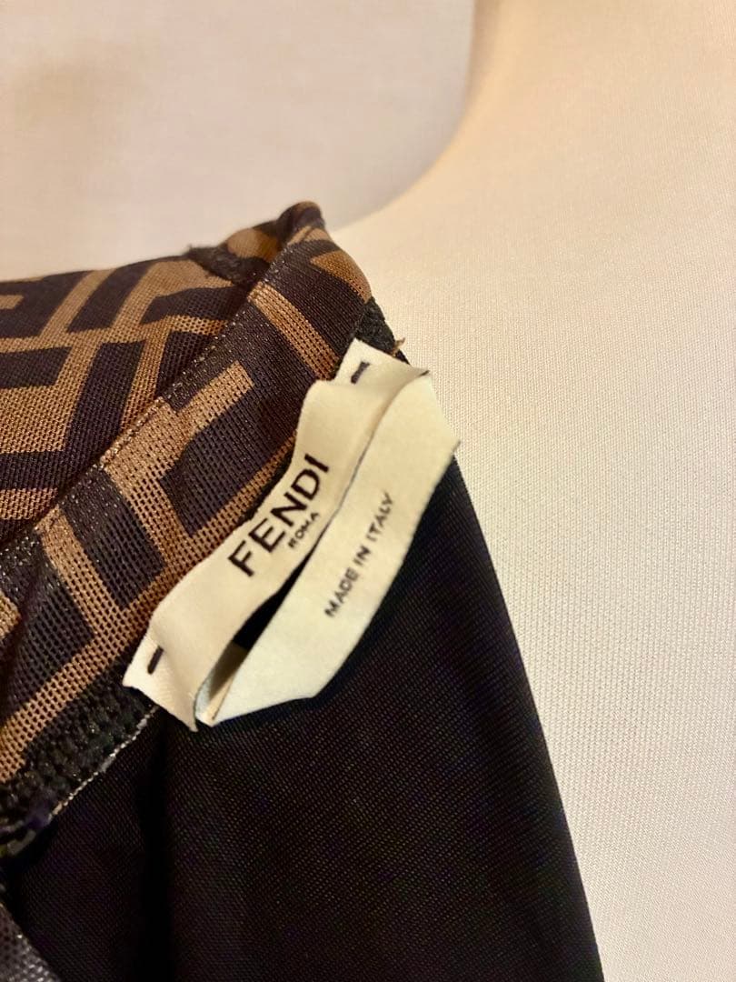 Fendi ロゴプリント 半袖ワンピース40サイズ