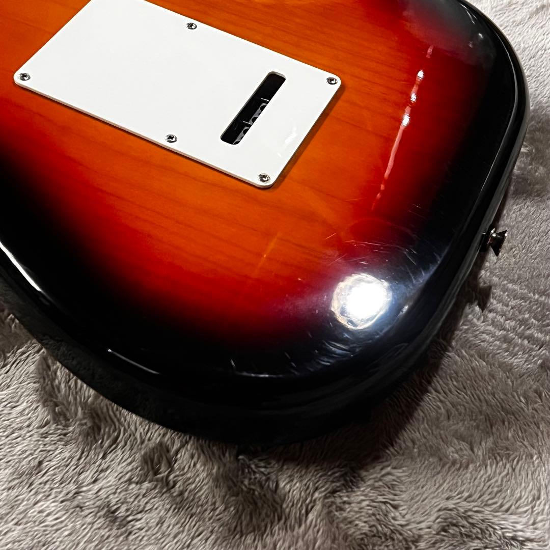 Squier by Fender ストラトキャスター サンバースト 管AQ