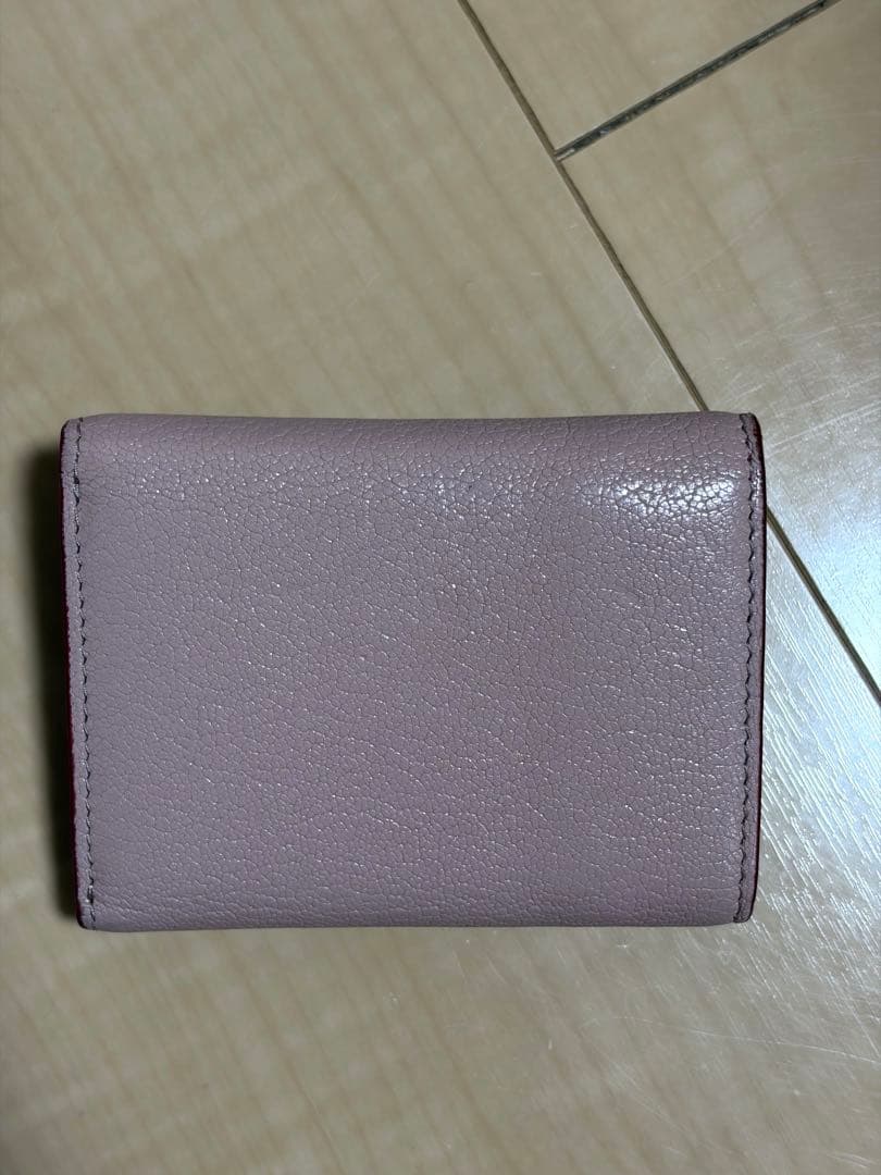 MIU MIU ピンク 三つ折り財布 ラブレター