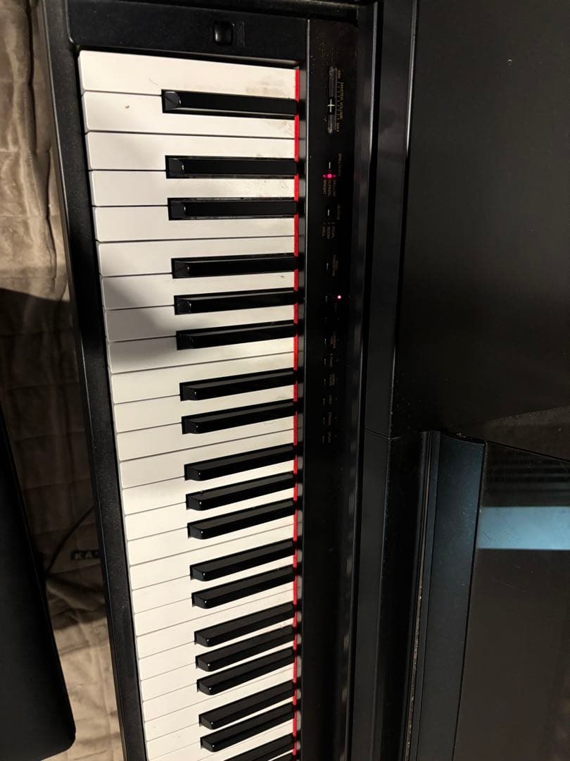 新潟県内配送可能 YAMAHA Clavinova CLP-560 椅子付き
