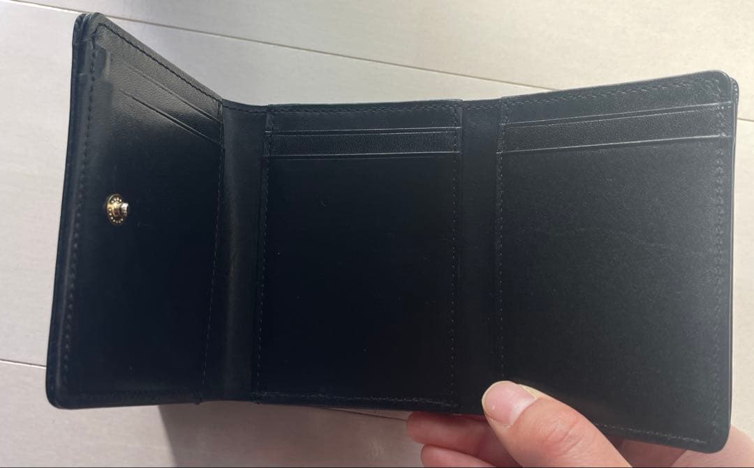 水金の文庫革　黒革　三つ折り財布『横波』