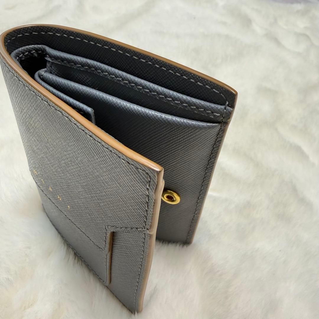 Gonte678　未使用級　MARNI マルニ　二つ折り財布　グレー