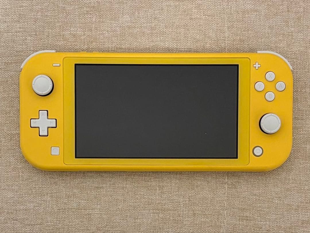 Nintendo Switch Lite イエロー 本体　ケース・アクセサリー付