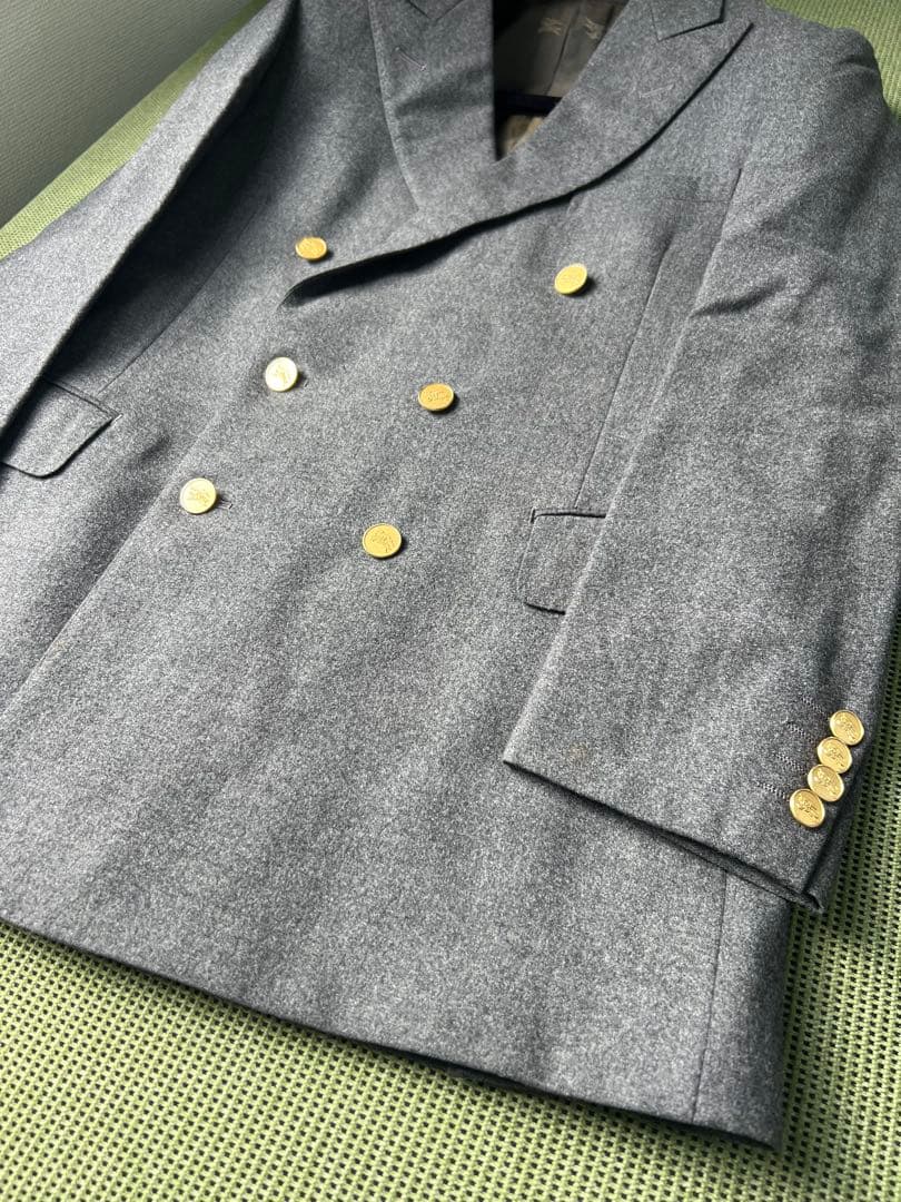 ◉バーバリープロッサム　金ボタン　グレージャケット