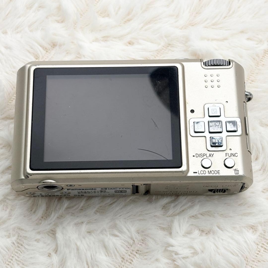 Panasonic LUMIX DMC-FX100 ゴールド