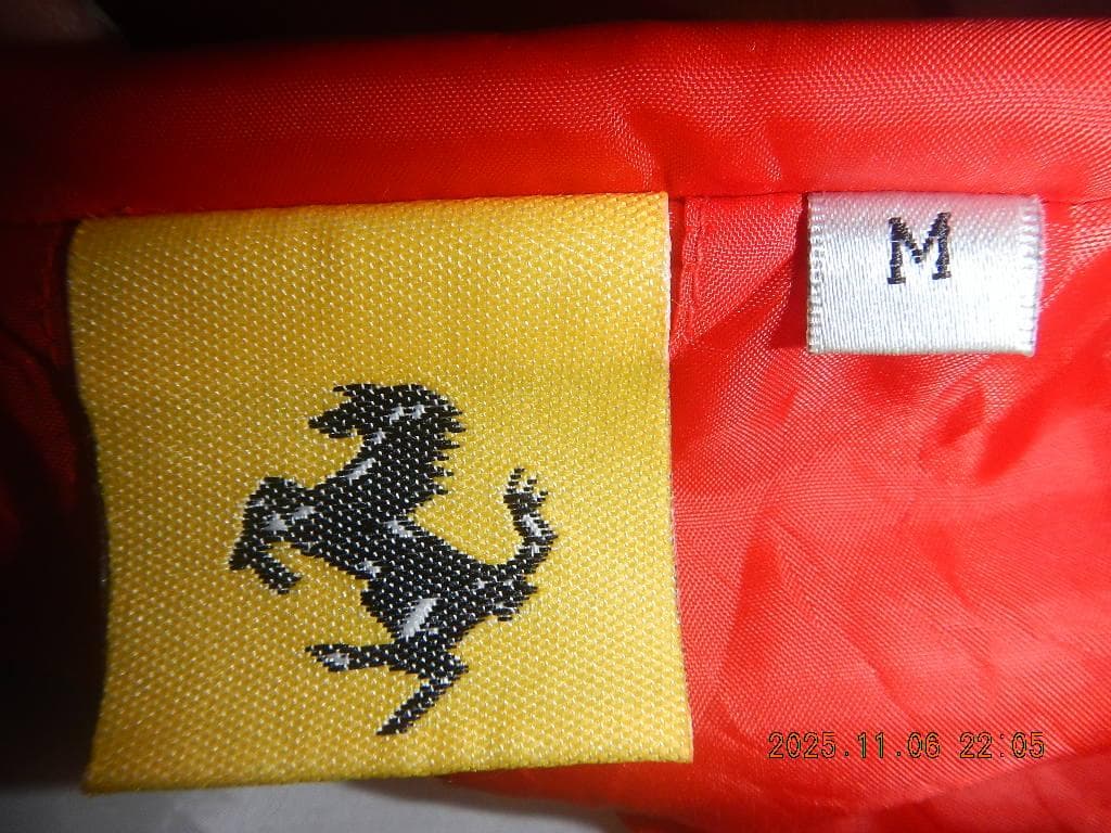 Lに近い　中綿　ブルゾン　ジャンパー　F1　レプリカ　フェラーリ　ferrari