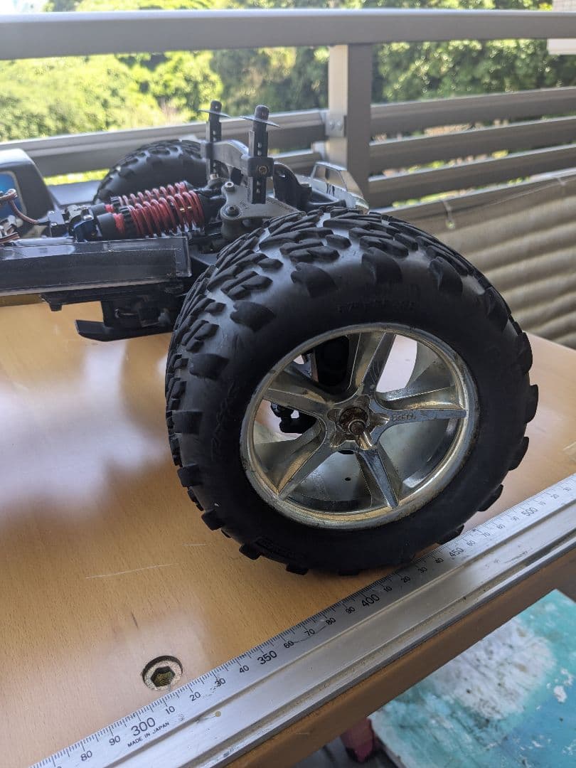トラクサスレボ　電動仕様変更ラジコン
