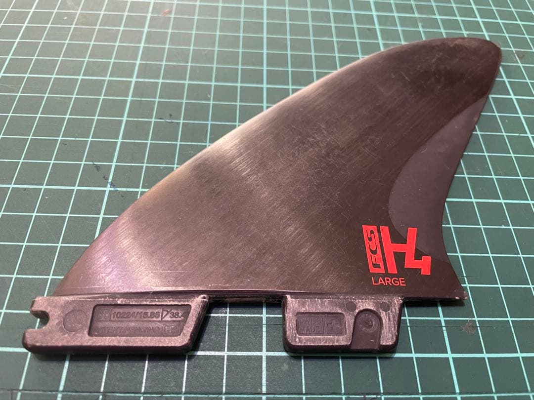 FCS2 FIN エフシーエスフィン H４ Carbon Lトライ センターのみ