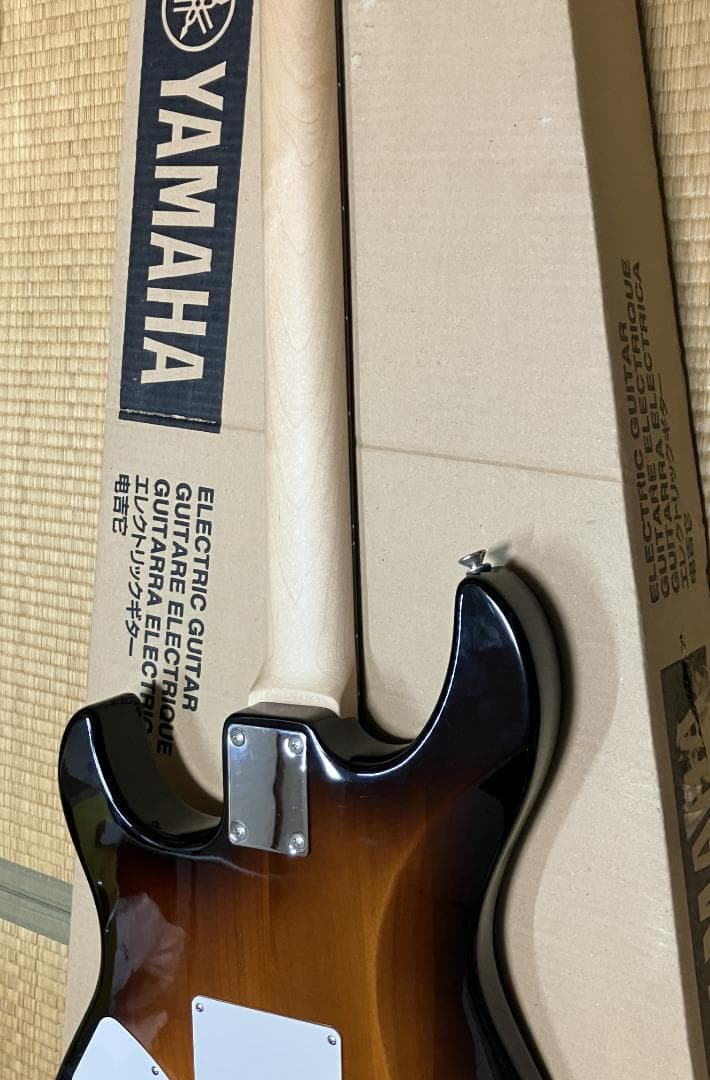 ター　YAMAHA Pacifica 212VQM TBS