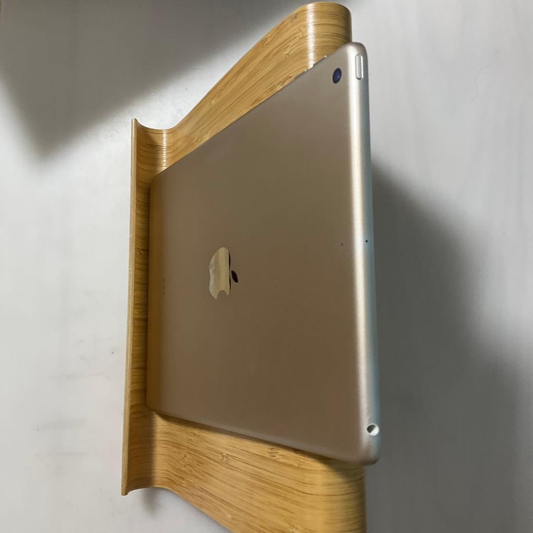 iPad 第5世代　32GB Wi-Fi　美品