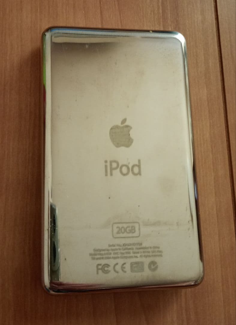 ポータブルプレーヤー iPod 20GB M9282J/A